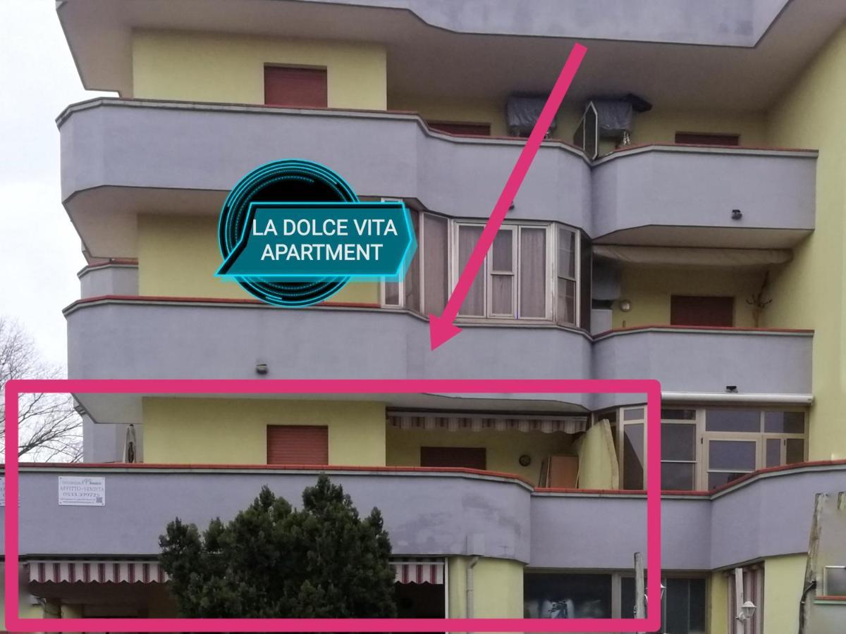 La Dolce Vita - Apartment With Shared Pool And Large Terrace Lido delle Nazioni Exteriér fotografie